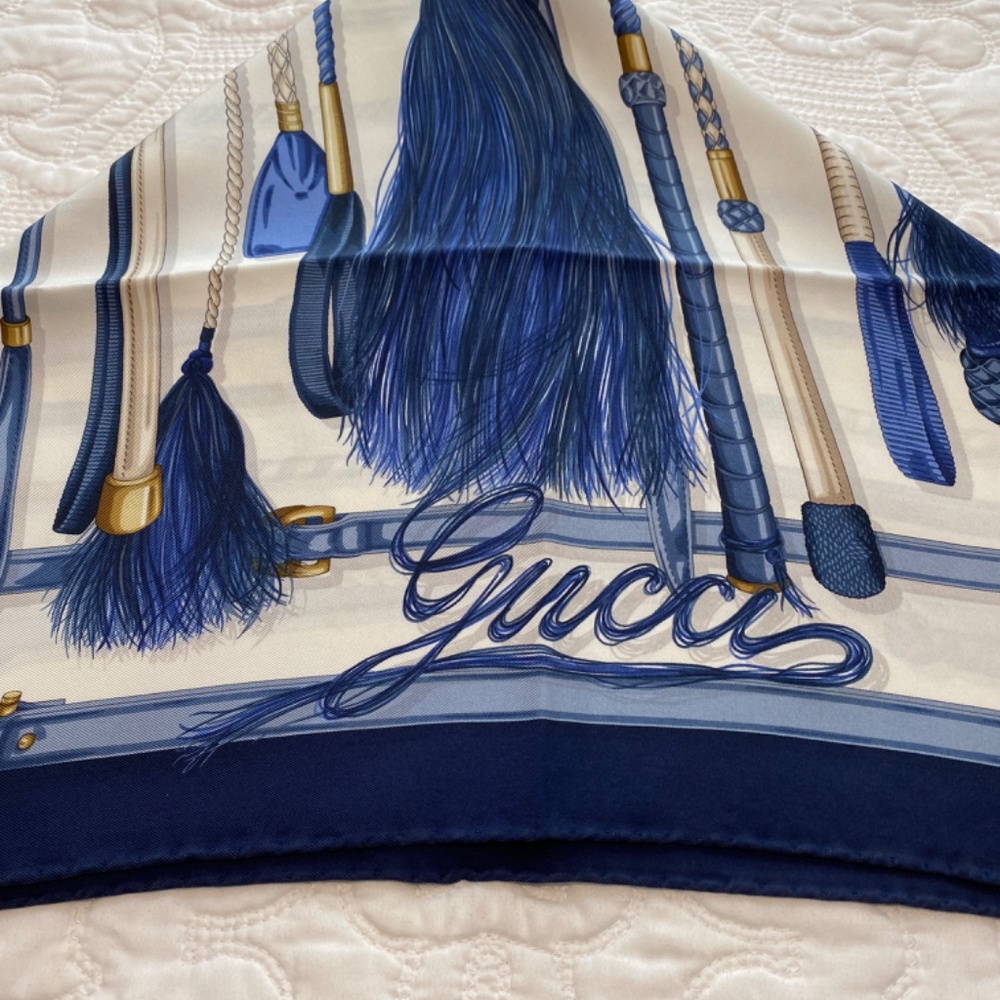 Gucci Silk Scarf - Picture 4 of 10